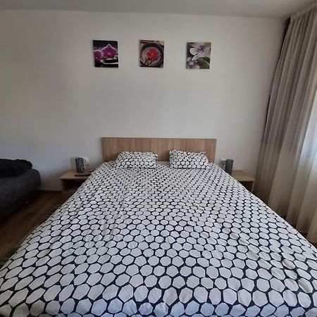 Garsoniera Maria 2 Apartment Турда Екстериор снимка